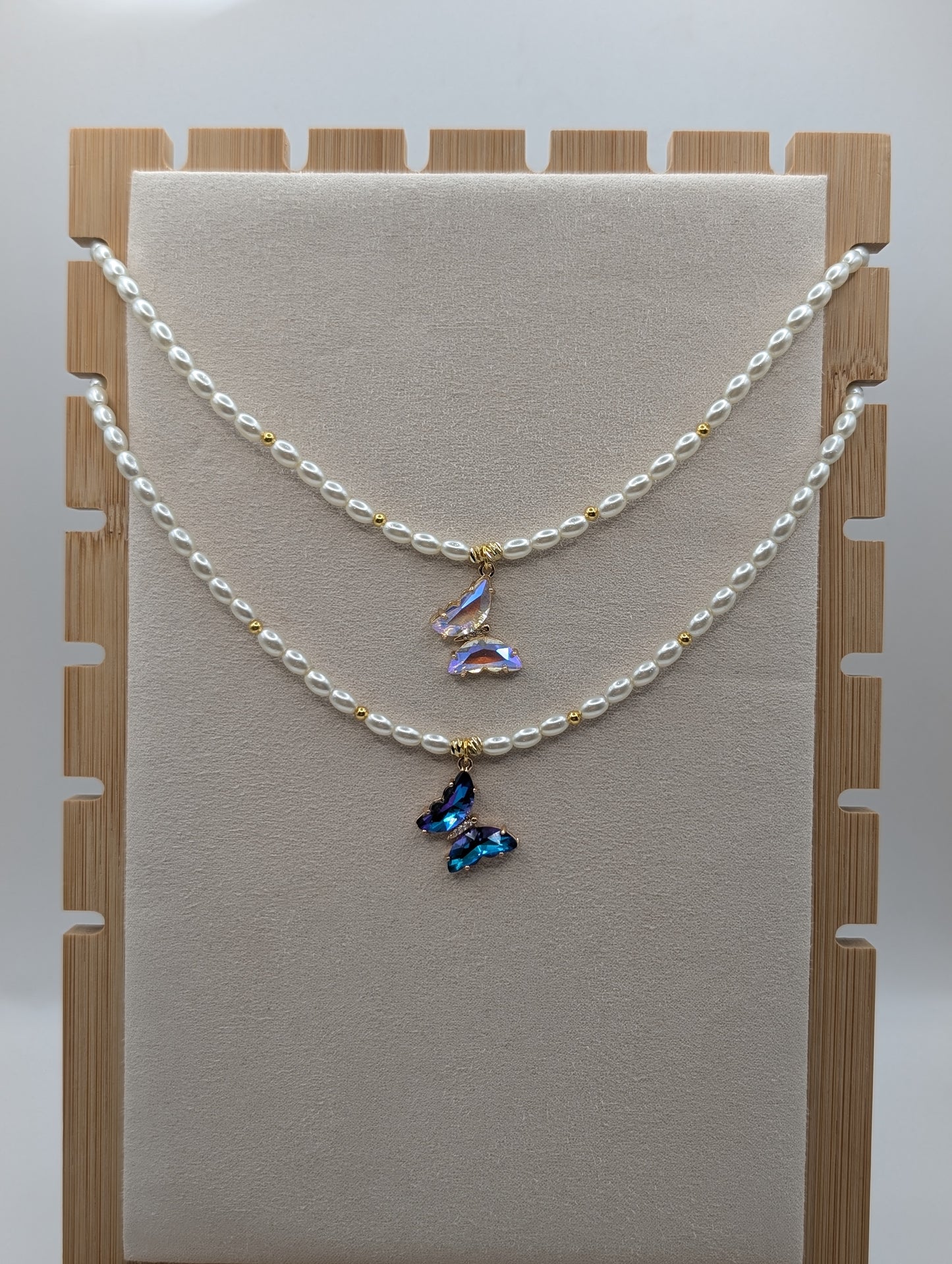 Perlenkette mit Schmetterlingsanhänger | Edelstahl | 2 Farben | 1075