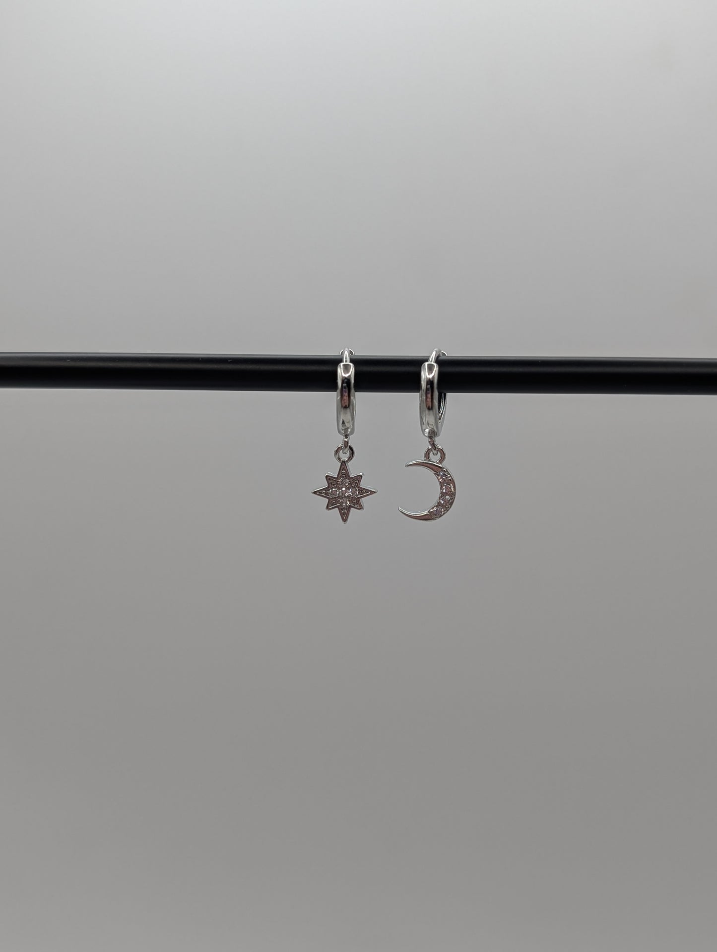 Sun & Moon Huggies - Stern & Mond Ohrringe | 925 Sterling Silber | 1065