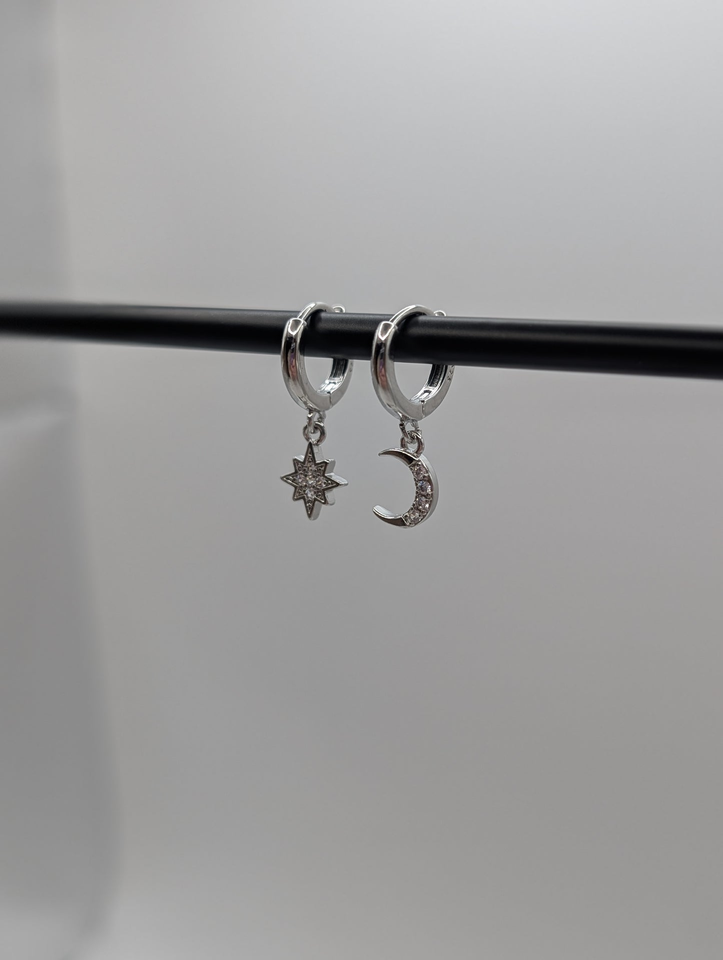 Sun & Moon Huggies - Stern & Mond Ohrringe | 925 Sterling Silber | 1065