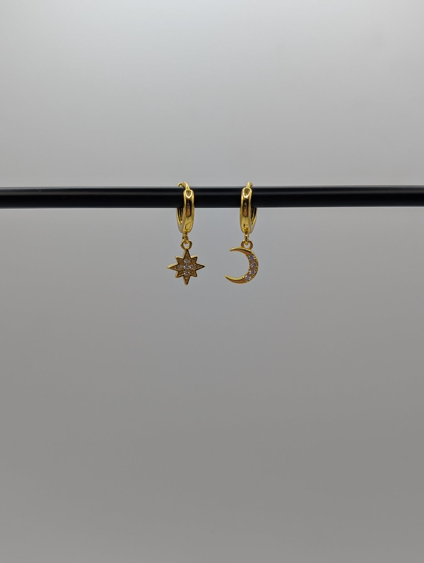 Sun & Moon Huggies - Stern & Mond Ohrringe | 925 Sterling Silber | 1065