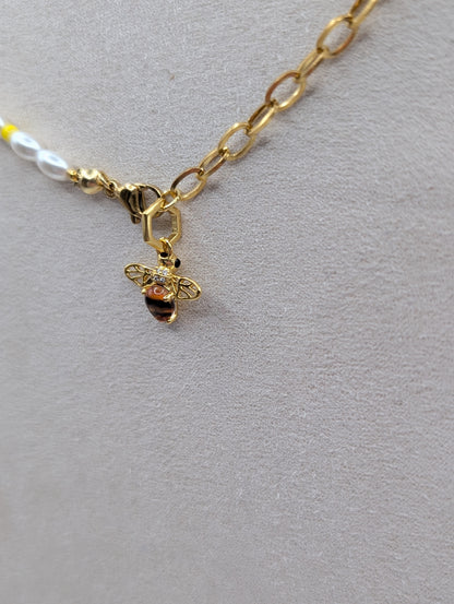 Perlenkette mit Bienen-Anhänger – 925er Silber & Miyuki-Perlen | 1082