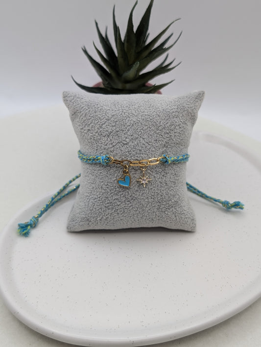 Handgefertigtes Makramee Armband mit Herz & Sternanhänger | Baumwollband | Edelstahl | 18K vergoldet | 1011