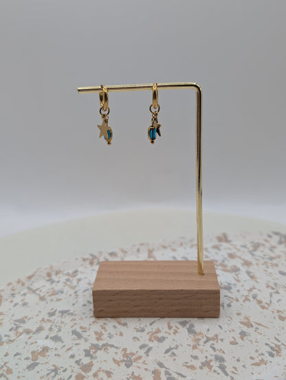 Goldene Creolen mit Stern & Glasperle – in Grün oder Blau | filigrane Edelstahl Ohrringe | Handmade | 1036