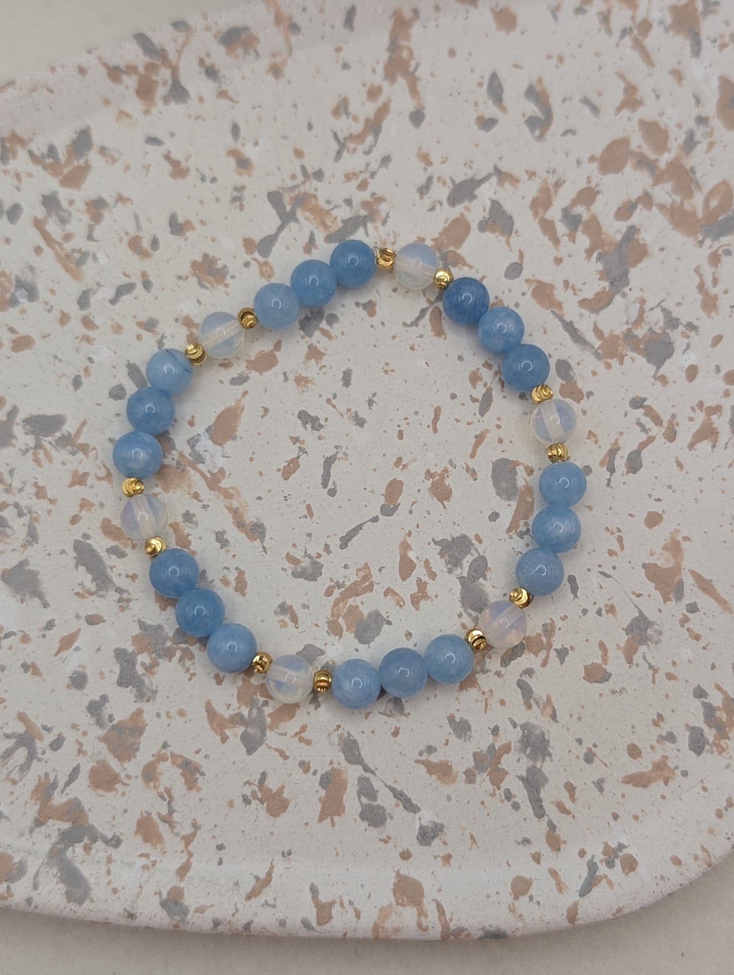 Edelstein-Armband „Opal Sky“ – Aquamarin & Opal · Handmade · Edelstahl Gold oder Silber | 1017