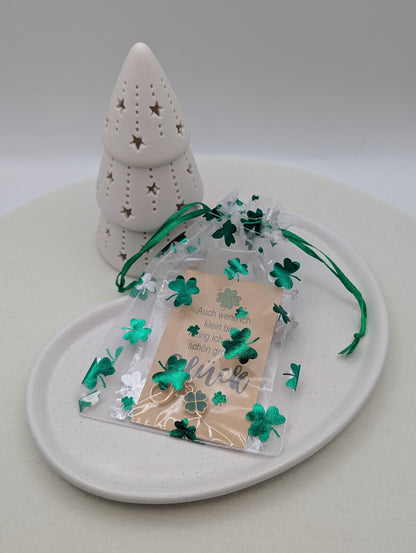 Kleiner Glücksanhänger „Kleeblatt“ – Mit Karte zum Verschenken | 1051