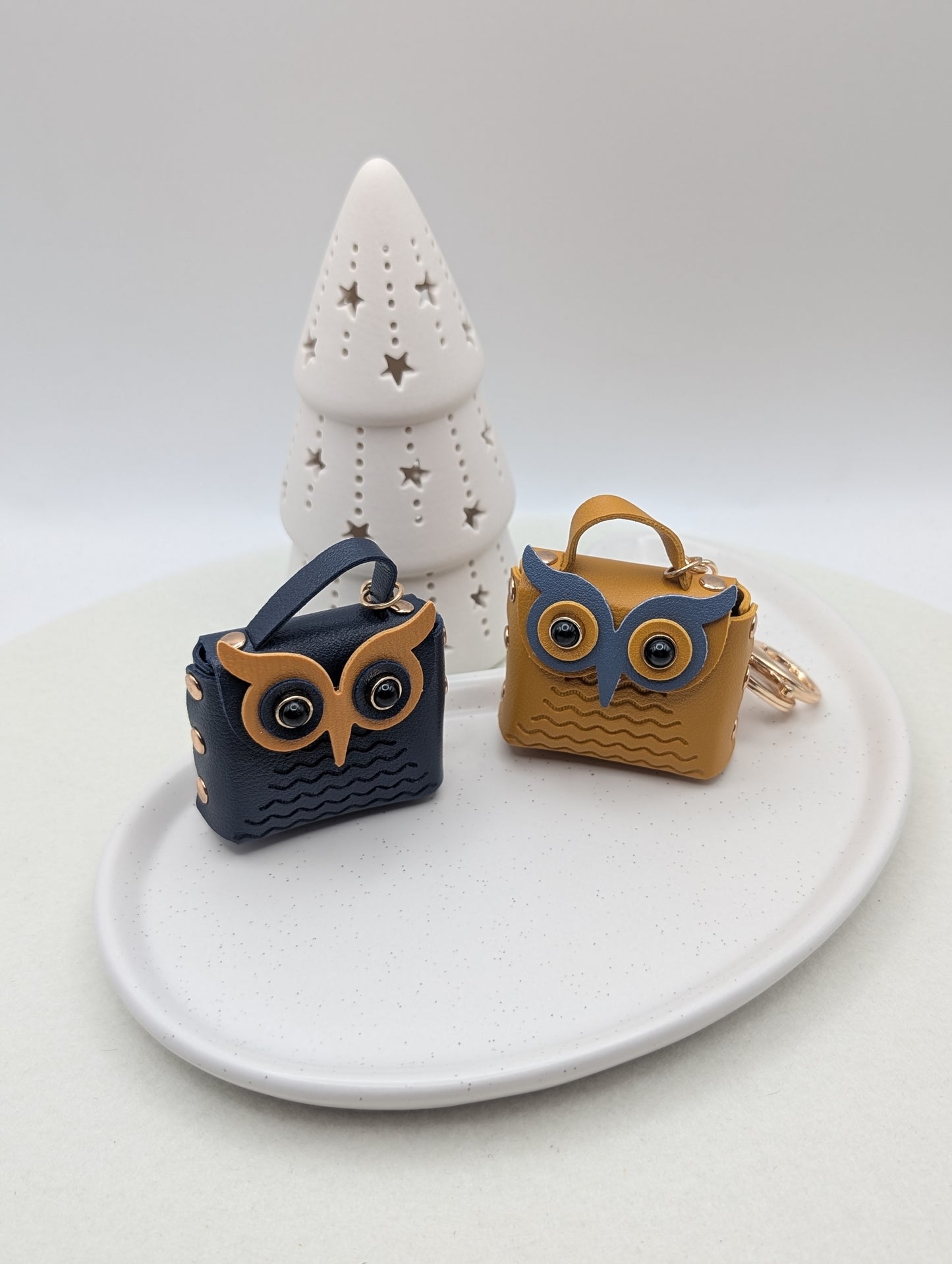 Eulen Schlüsselanhänger mit Mini-Täschchen – Kunstleder & Golddetails | 1016