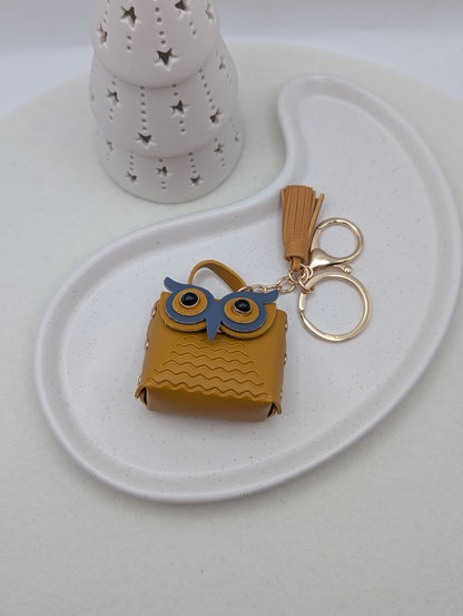 Eulen Schlüsselanhänger mit Mini-Täschchen – Kunstleder & Golddetails | 1016