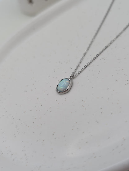 Kette mit Opal-Anhänger – 18 Karat vergoldet & Edelstahl | 1088