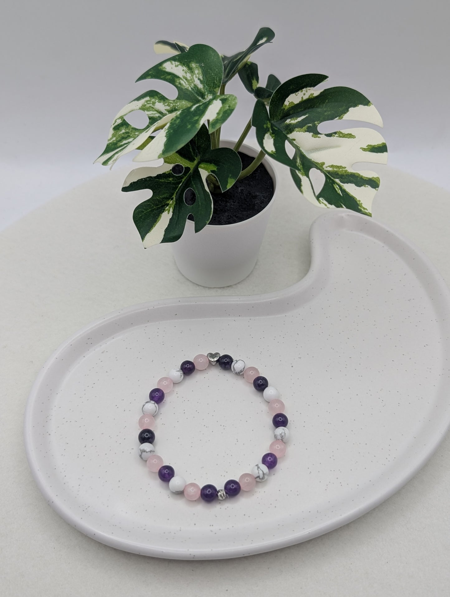 Edelsteinarmband  „Heart Balance“ | Rosenquarz, Amethyst & Howlith | 1095