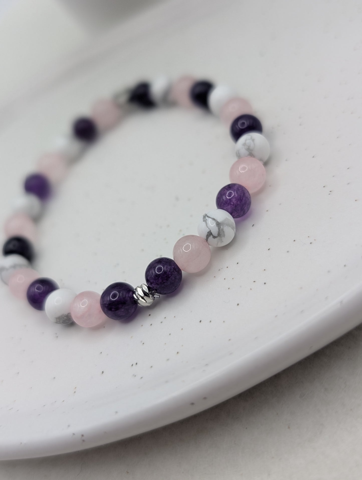Edelsteinarmband  „Heart Balance“ | Rosenquarz, Amethyst & Howlith | 1095