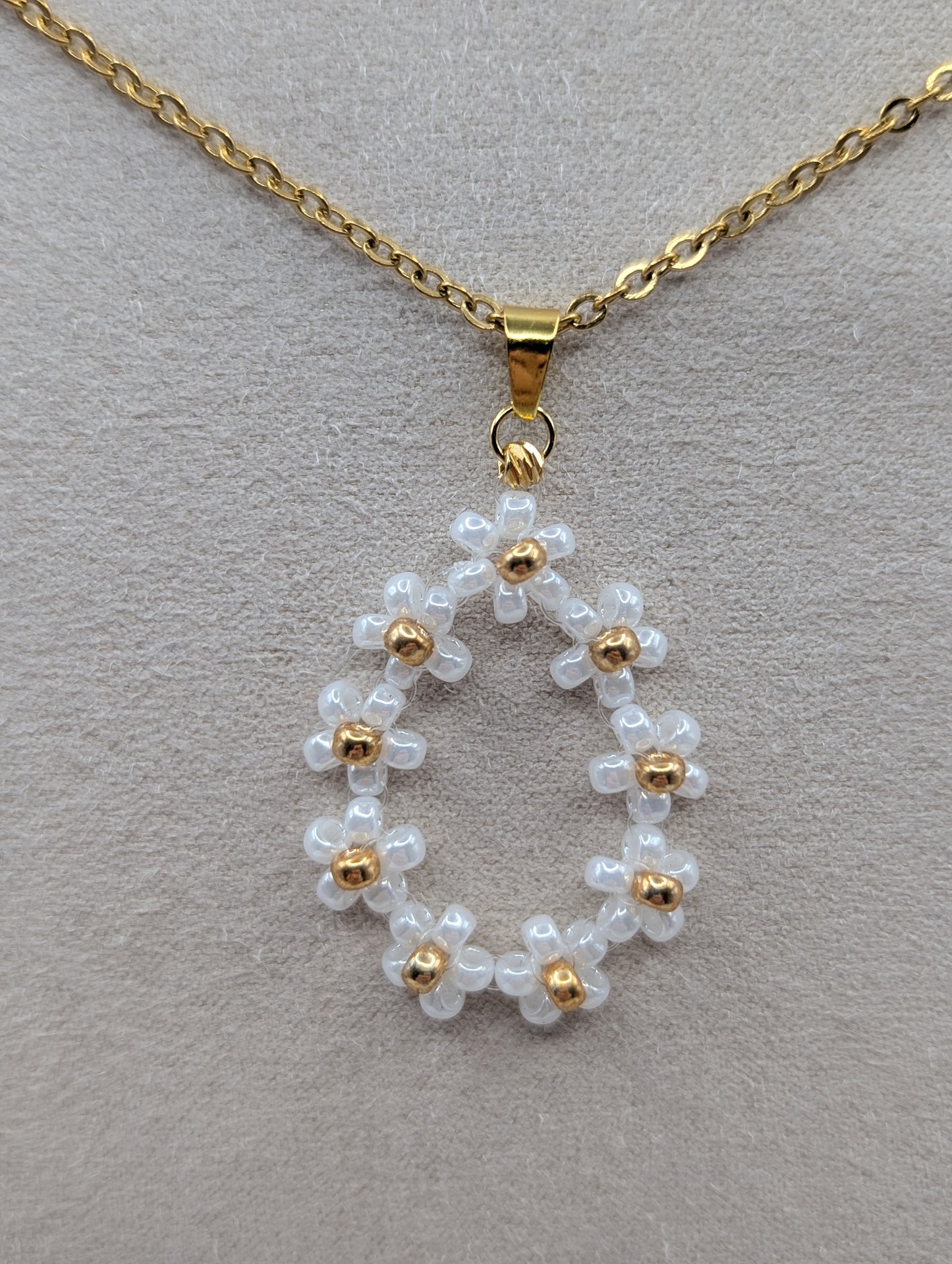 Edelstahlkette mit Blümchen aus Miyuki-Perlen | 1100