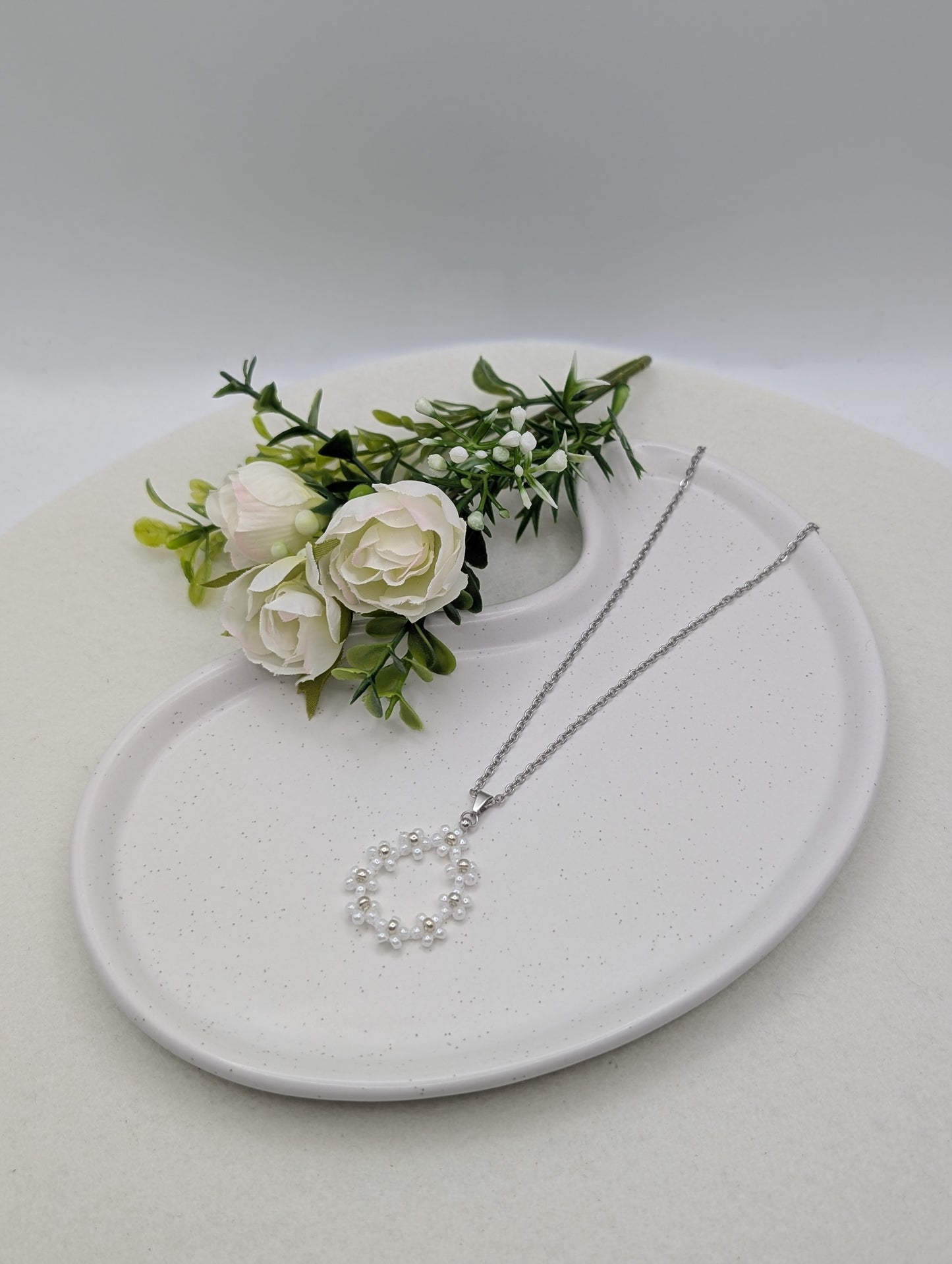 Edelstahlkette mit Blümchen aus Miyuki-Perlen | 1100