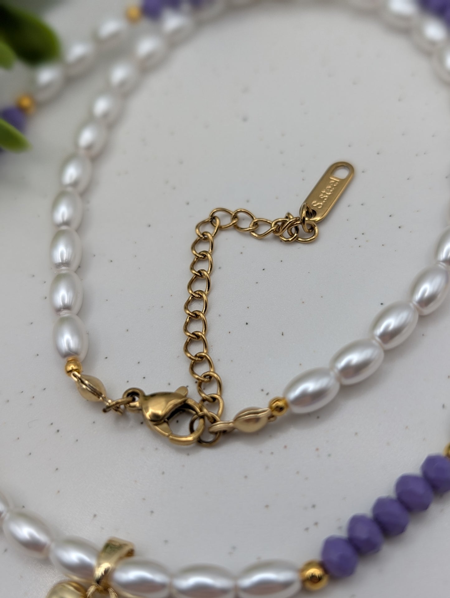Elegante Perlenkette mit Herzanhänger – Lila & Gold | 1104