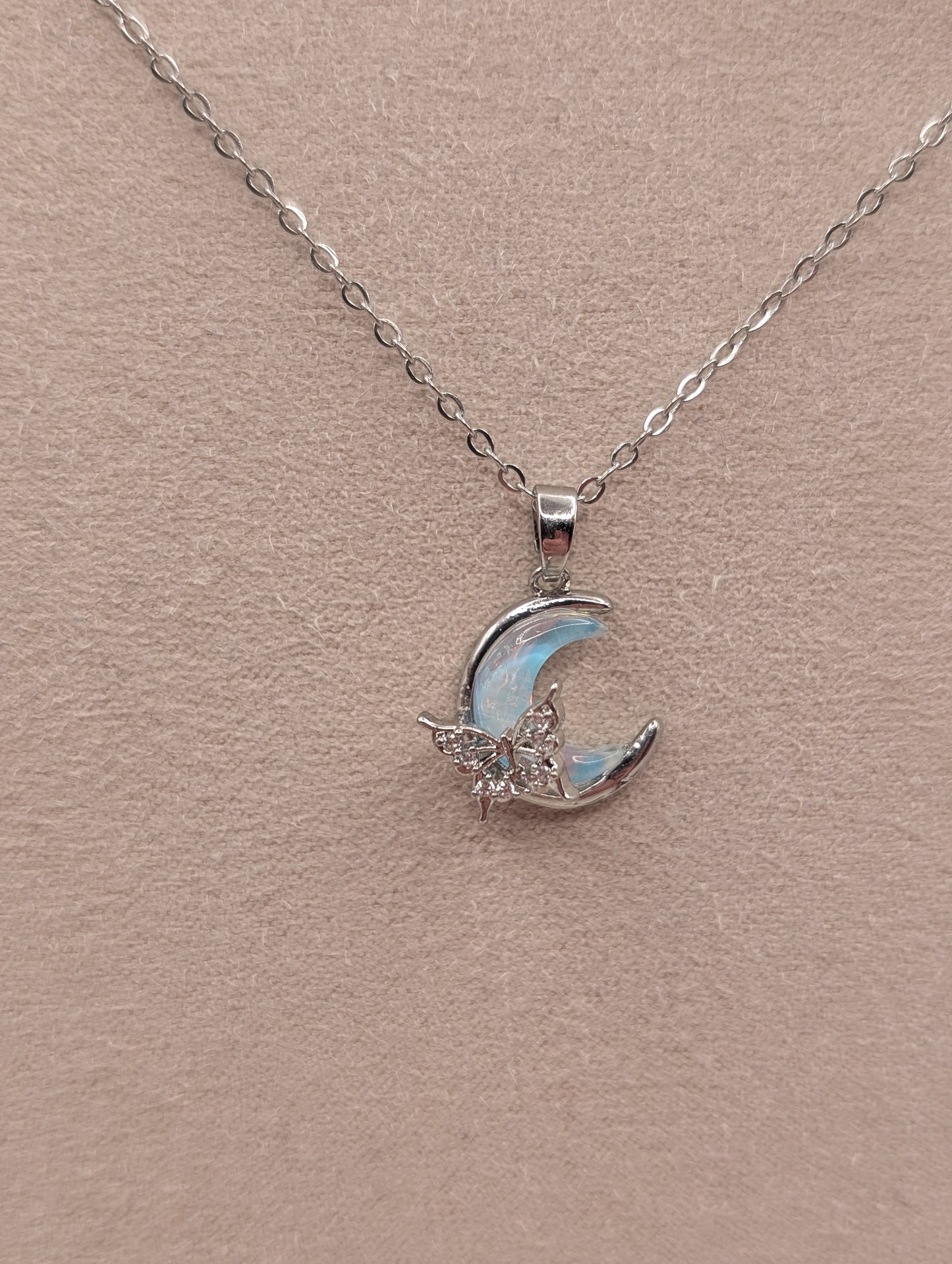 Edelstahlkette „Moon Butterfly“ – 18 Karat vergoldet | 1117