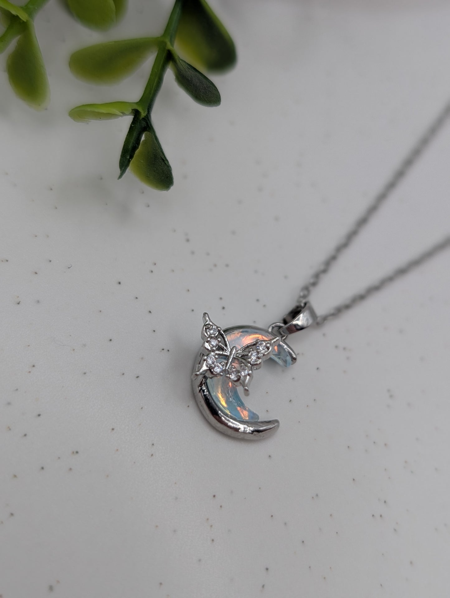 Edelstahlkette „Moon Butterfly“ – 18 Karat vergoldet | 1117