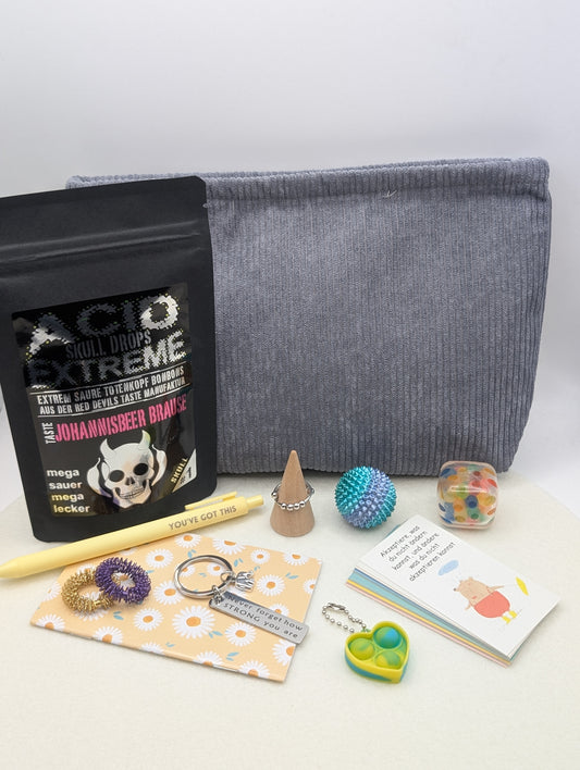 Skilltasche mit verschiedenen Fidgets und sauren Bonbons | 1146